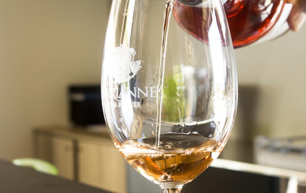 Marianne Wine Estate Bed & Breakfast สเตลเลนบอช ภายนอก รูปภาพ